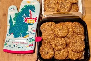 Elevate Your Baking with Leigh Myers’ Oatmeal Chocolate Chip Cookies