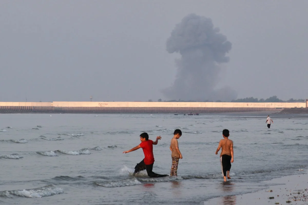 Gulf Nations Strategize for a Future Beyond the Strait of Hormuz